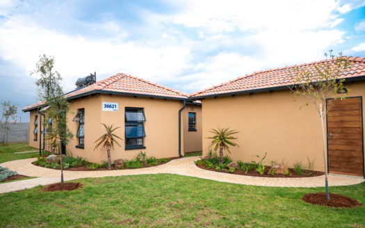 Elephant Eye, Homes for Sale in Protea Glen, Gauteng - Exterior Simplex